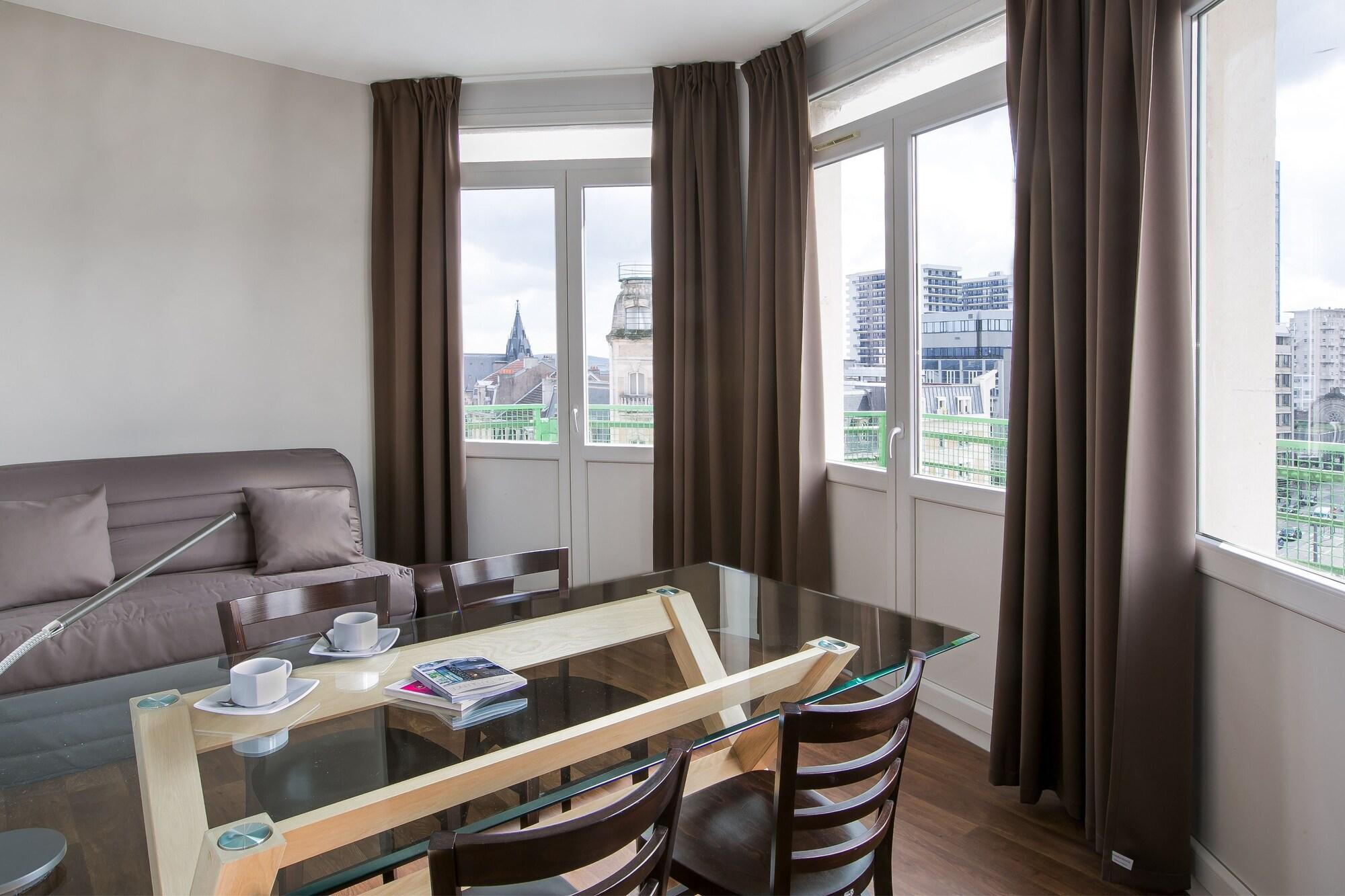Hotel Foch Nancy Gare Bagian luar foto