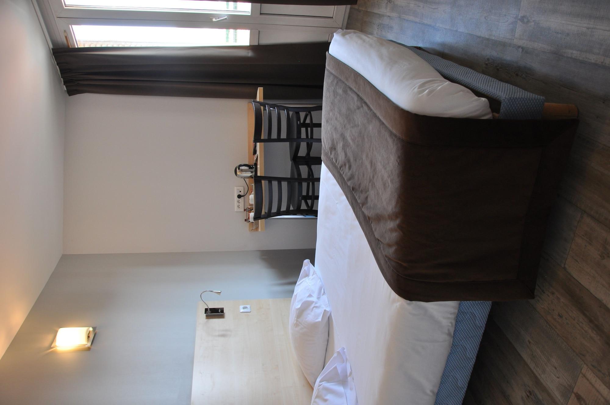 Hotel Foch Nancy Gare Bagian luar foto