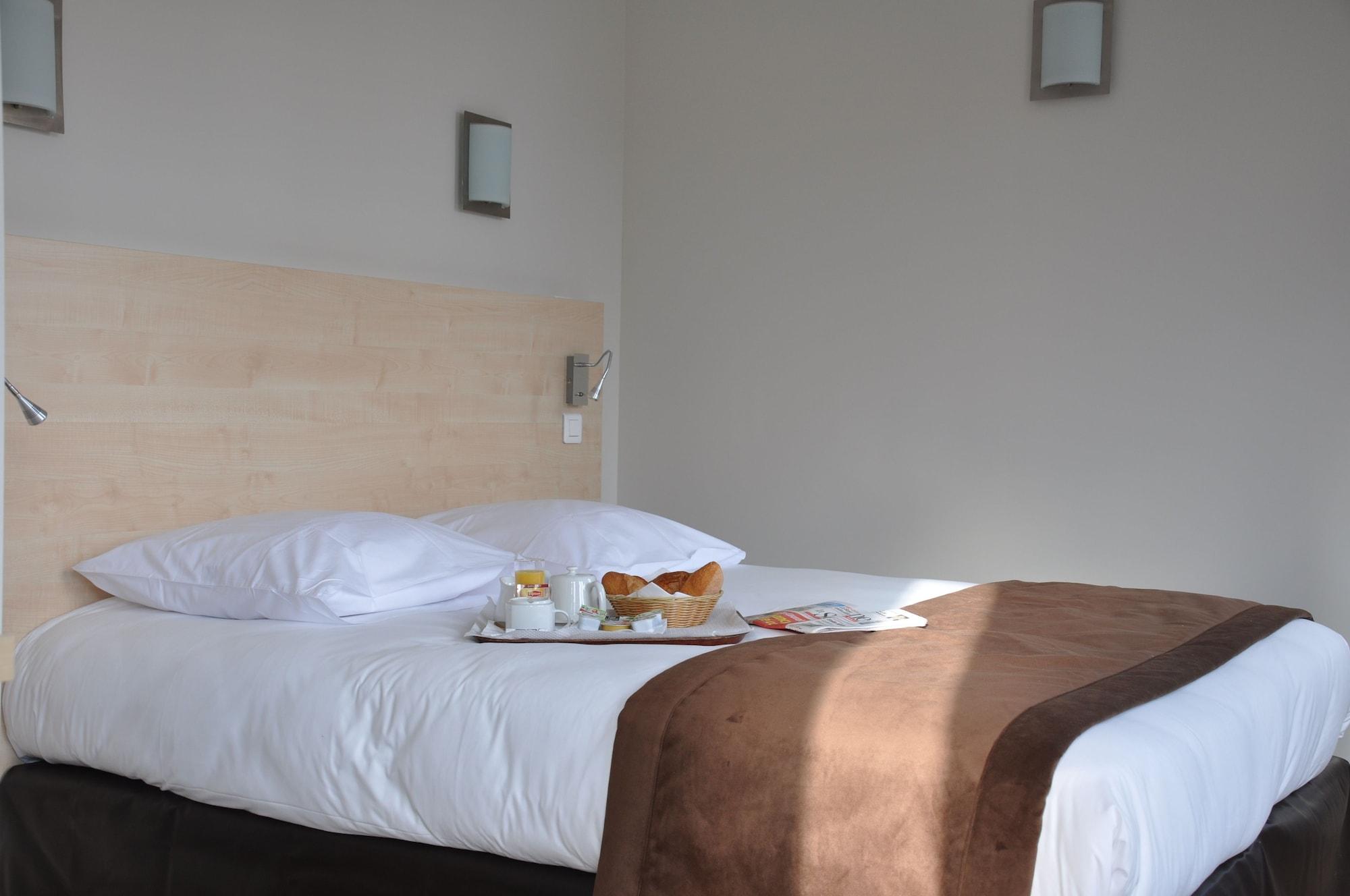 Hotel Foch Nancy Gare Bagian luar foto