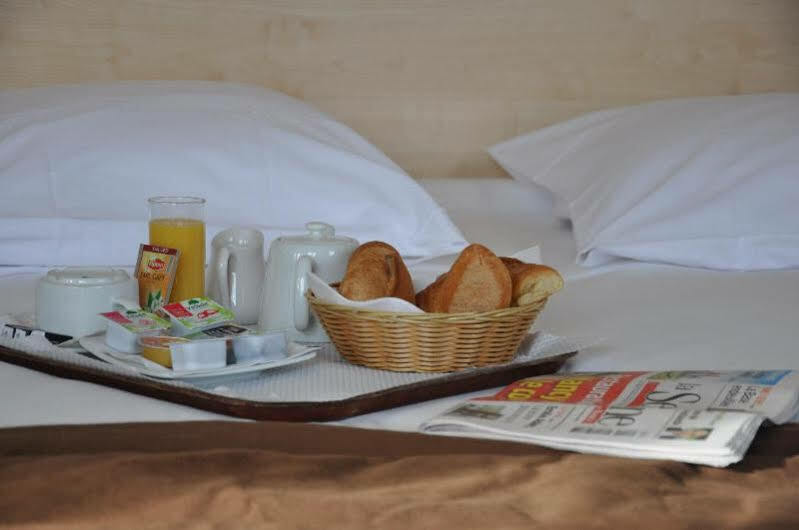 Hotel Foch Nancy Gare Bagian luar foto